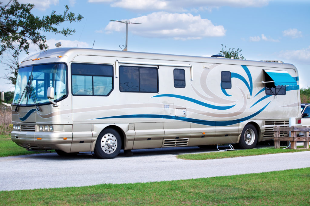 Motor home towing in Grants Pass Oregon