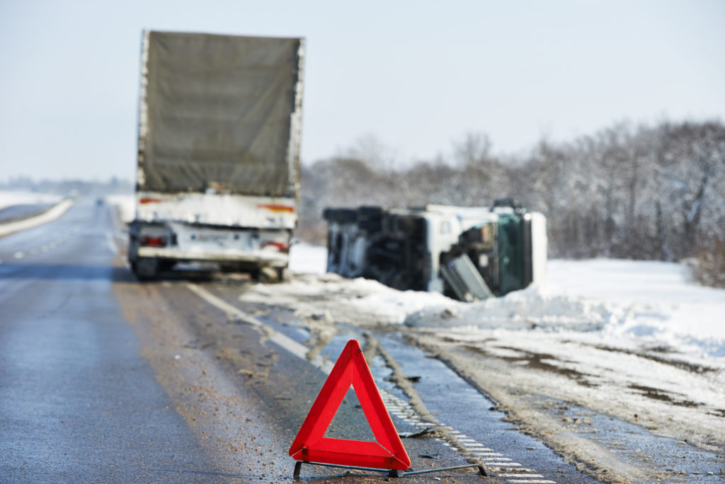 Truck accident towing in Grants Pass Oregon